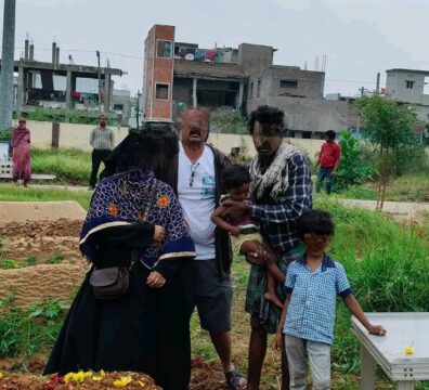 ക്രിസ്ത്യനായി ജീവിച്ച ജാൻ മരിച്ചു, അടക്കാൻ നിവൃത്തി യില്ല ഇസ്ലാo ആചാരപ്രകാരം ശവസംസ്കാരം. 71 1764605938763